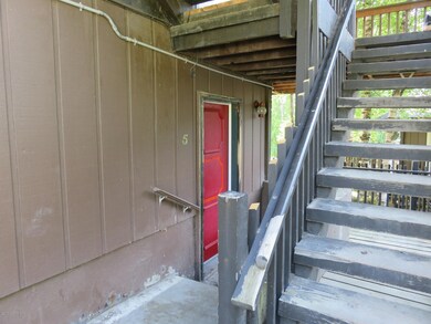 1st Floor entry