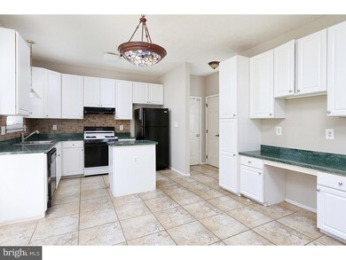 48 Fieldcrest Dr, Mount Holly, NJ 08060 - photo 7