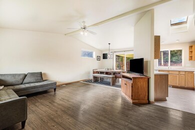 Vaulted Ceilings & Skylights