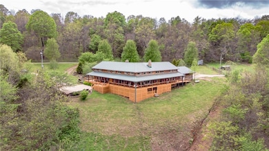 507 Madison 5189, Elkins, AR 72727 - photo 2