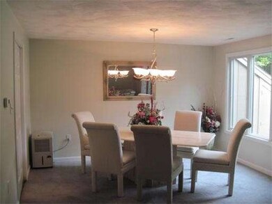123 Brickett Hill Cir unit 123, Haverhill, MA 01830 - photo 5