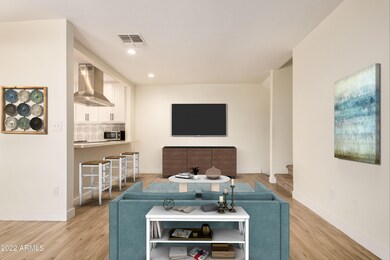 Great Room-vir