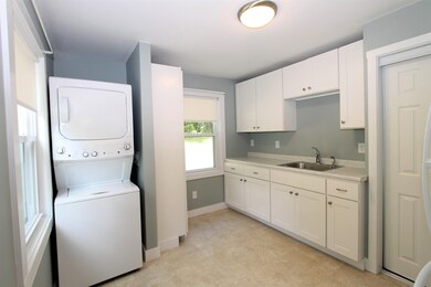 12 Phelps St, Kittery, ME 03904 - photo 5