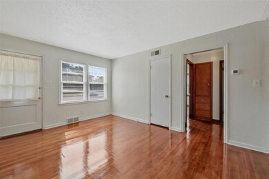 841 S Apache Dr, Wichita, KS 67207 - photo 5