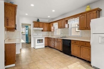 18 Edith St, Everett, MA 02149 - photo 5