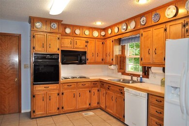 505 Bloomfield Dr, Franklin, KY 42134 - photo 3