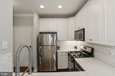 2310 14th St N unit 304, Arlington, VA 22201 - photo 5