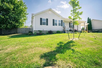 1022 Ravenwood Dr, Lawrenceburg, KY 40342 - photo 3