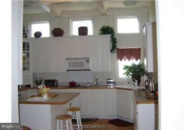 1456 Morris Pond Dr, Locust Grove, VA 22508 - photo 2