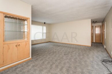 2201 8th Ave N Grand Forks ND-print-007-