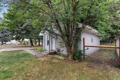 208 S Victoria St, Chewelah, WA 99109 - photo 3