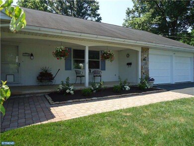 618 Heckel Ave, Spring City, PA 19475 - photo 3