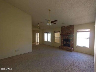 023-497826 - Great room