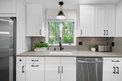 16 Hemlock Hill Rd, Amherst, NH 03031 - photo 6