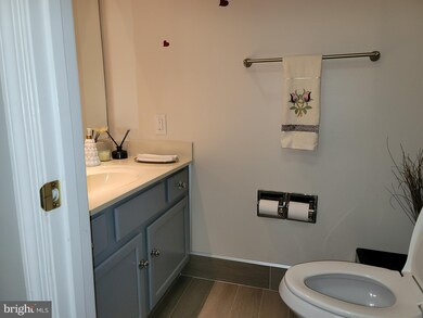 7075 Gresham Ct W, Frederick, MD 21703 - photo 5