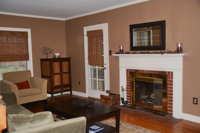 Living Room c