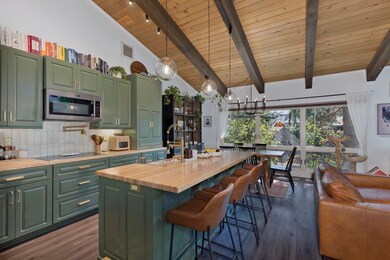 3251 Chateau Rd unit 12, Mammoth Lakes, CA 93546 - photo 2