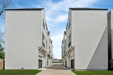 1173 W 19th St, Houston, TX 77008 - photo 6