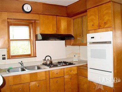 914 W Quincy St, Garrett, IN 46738 - photo 7