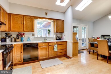 2015 Stillwater Rd, Sykesville, MD 21784 - photo 7