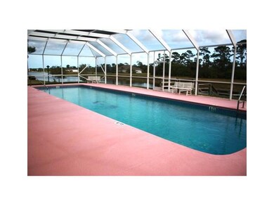 Swimming Pool/Hot Tub/Sauna.