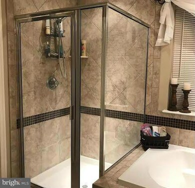 243 Mohegan Dr, Havre de Grace, MD 21078 - photo 4