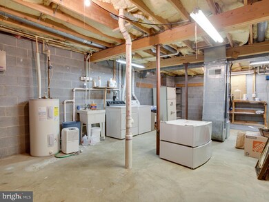 450 Jewell Ct, Dunkirk, MD 20754 - photo 2