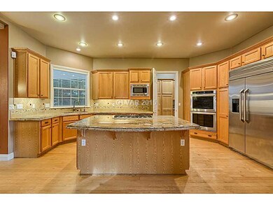 Kitchen. Breathtaking Kitchen has all of the must