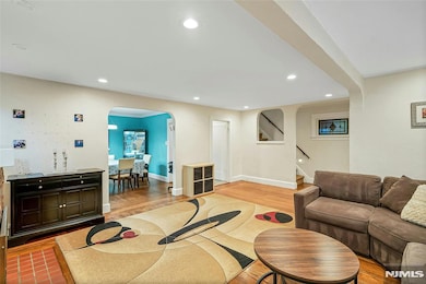 425 Beatrice St, Teaneck, NJ 07666 - photo 6