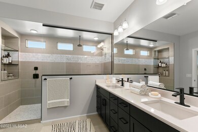 Tuc_SGT_QMI_168_Owners Bath