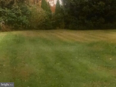 817 Orchard Ave, Southampton, PA 18966 - photo 6