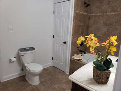 E9A6F4F5-3FC5-43E9-A3EC-BDE1480CC65B