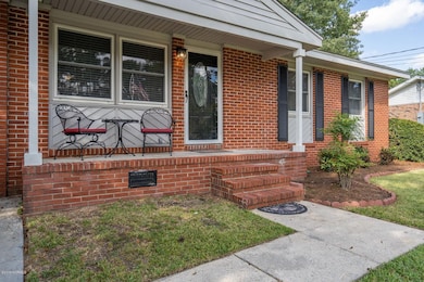 707 Dennis Rd, Jacksonville, NC 28546 - photo 3