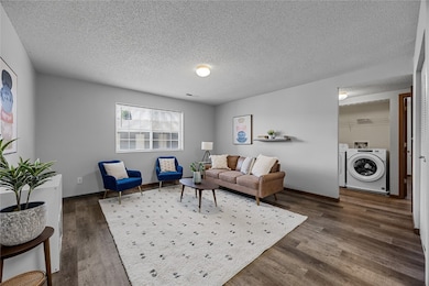 930B Boston Way unit 2, Coralville, IA 52241 - photo 3