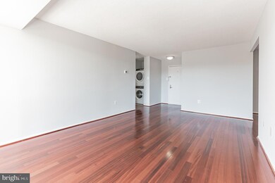 The Brittany unit 520, Arlington, VA 22204 - photo 4