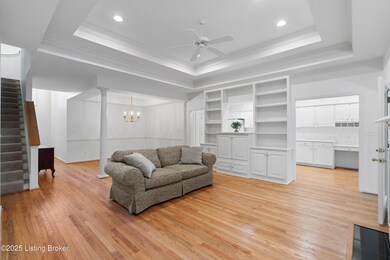 902 Forest Bridge Rd, Louisville, KY 40223 - photo 7