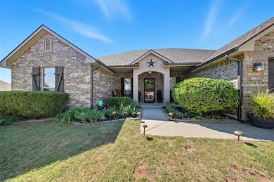 2025 Saddlecloth Trail, Guthrie, OK 73044 - photo 3