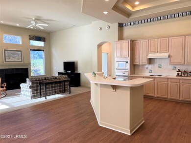 121 Robert E Lee Lane -- 2Kitchen Den 2