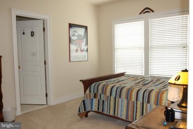 7270 Highland Estates Place, Falls Church, VA 22043 - photo 4