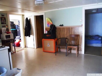 64 Sherwood Ave, Rensselaer, NY 12144 - photo 4