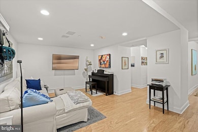 The Broadmoor Cooperative unit L10, Washington, DC 20008 - photo 6