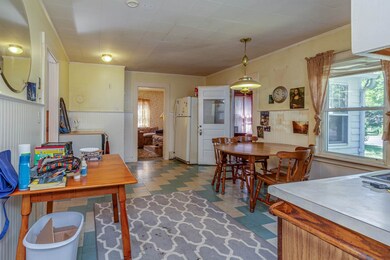 478 Mammoth Rd, Londonderry, NH 03053 - photo 5