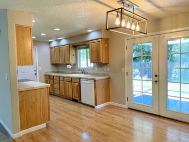 1939 NW Highland Ave, Grants Pass, OR 97526 - photo 6