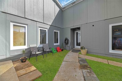 16335 Forest Bend Ave, Friendswood, TX 77546 - photo 3