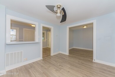 27 Mcnutt Ave, Albany, NY 12205 - photo 6