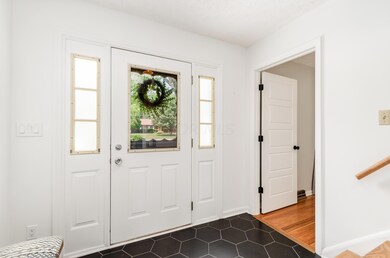 5560 Linworth Rd, Columbus, OH 43235 - photo 5