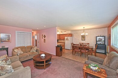 400 Fulton St unit 8A, Farmingdale, NY 11735 - photo 5