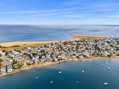 8 Harbor St, Newburyport, MA 01950 - photo 3