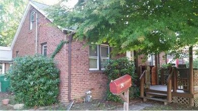 24 Warregan St, Chicopee, MA 01013 - photo 2