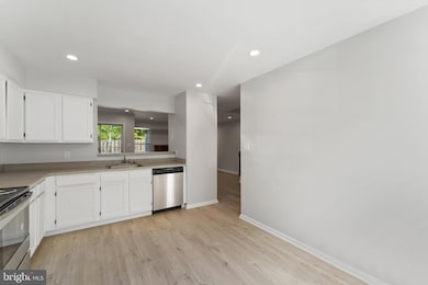 203 Wind Ridge Dr, Stafford, VA 22554 - photo 4